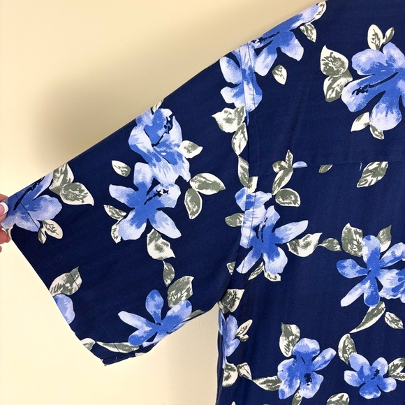 JoS A Banks Navy 100% Silk Hawaiian Tropical Short Sleeve Button Down Top (M) - Picture 10 of 15